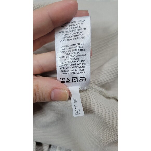TravisMathew Women’s Ribbed Knit Button-Front Top – Size M Beige (Style‎ 1LE008) - Picture 9 of 9